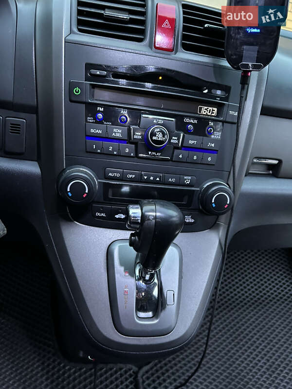 Внедорожник / Кроссовер Honda CR-V 2011 в Черкассах