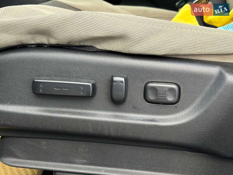 Внедорожник / Кроссовер Honda CR-V 2016 в Львове