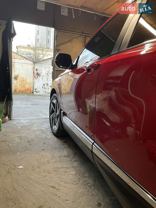 Позашляховик / Кросовер Honda CR-V 2018 в Києві