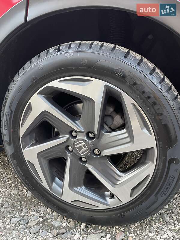 Позашляховик / Кросовер Honda CR-V 2018 в Києві