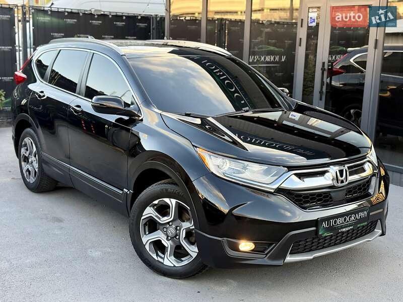 Позашляховик / Кросовер Honda CR-V 2017 в Києві