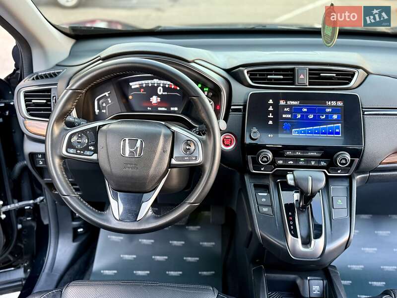 Позашляховик / Кросовер Honda CR-V 2017 в Києві