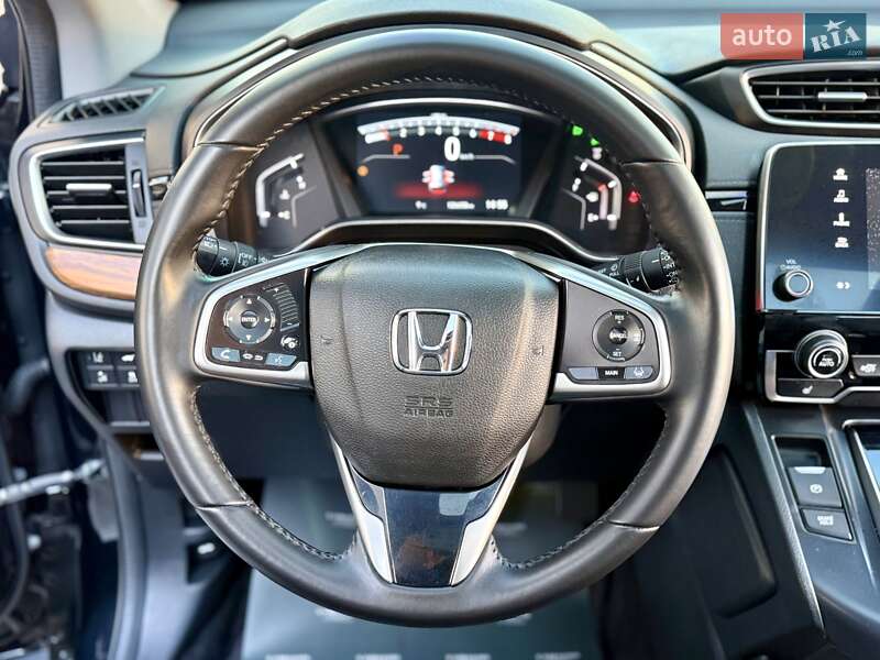 Позашляховик / Кросовер Honda CR-V 2017 в Києві