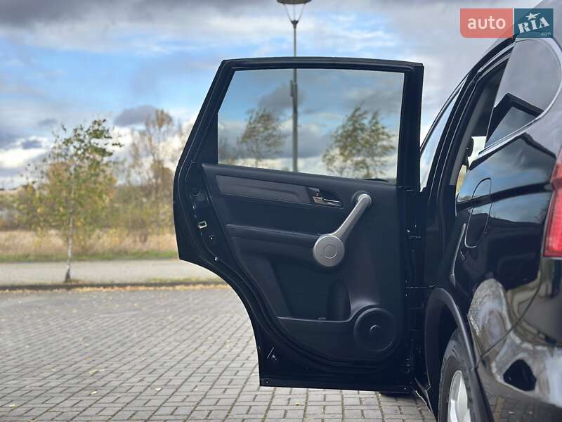 Внедорожник / Кроссовер Honda CR-V 2008 в Дрогобыче фото 28 Внедорожник / Кроссовер Honda CR-V 2008 в Дрогобыче