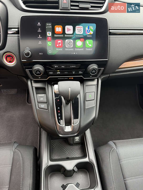 Внедорожник / Кроссовер Honda CR-V 2017 в Киеве