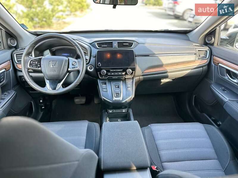 Внедорожник / Кроссовер Honda CR-V 2021 в Хмельницком