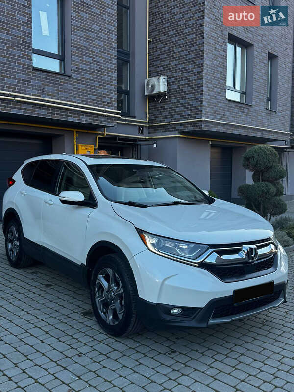 Позашляховик / Кросовер Honda CR-V 2017 в Львові