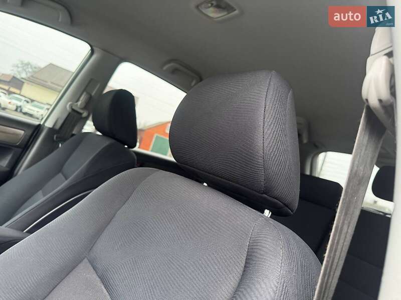 Внедорожник / Кроссовер Honda CR-V 2011 в Ахтырке фото 27 Внедорожник / Кроссовер Honda CR-V 2011 в Ахтырке