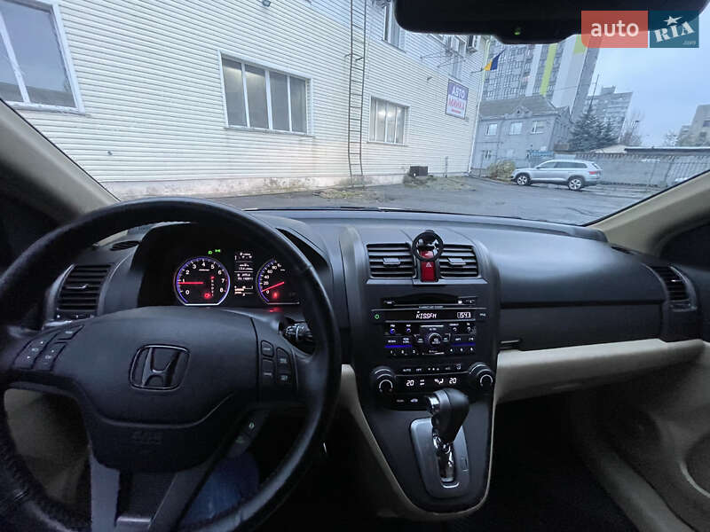 Внедорожник / Кроссовер Honda CR-V 2011 в Киеве