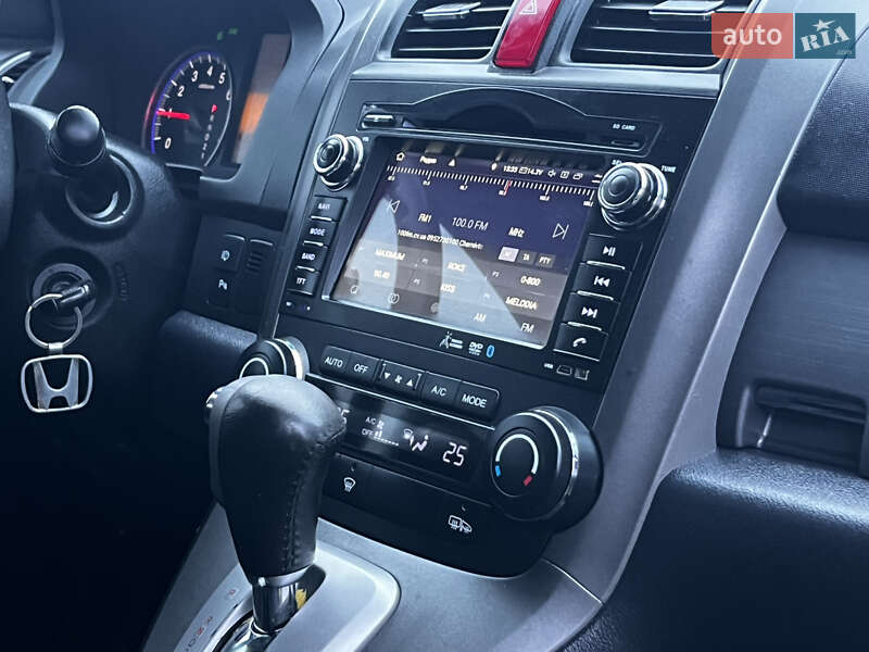 Внедорожник / Кроссовер Honda CR-V 2008 в Борщеве