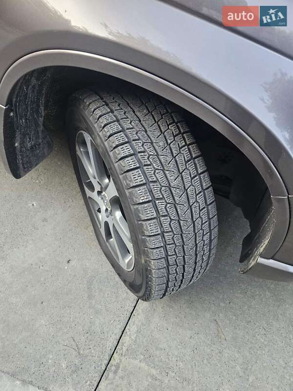 Внедорожник / Кроссовер Honda CR-V 2012 в Боярке