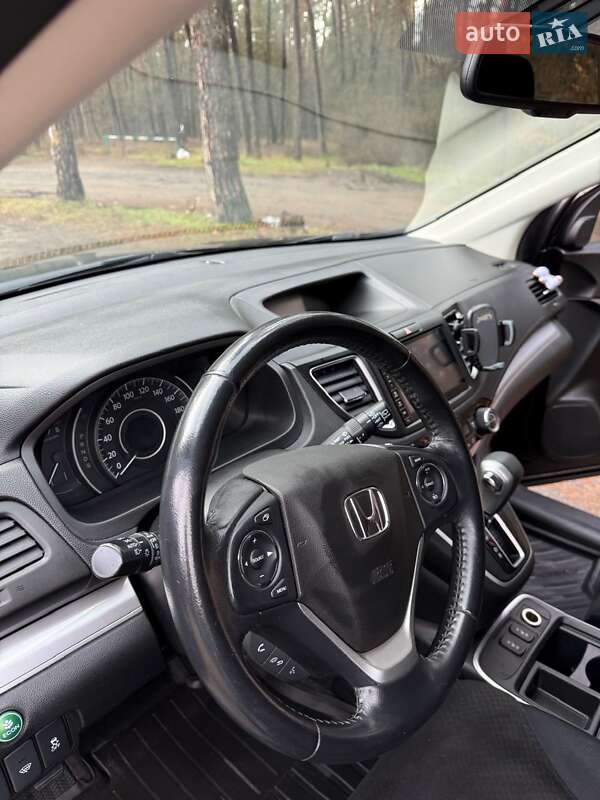 Позашляховик / Кросовер Honda CR-V 2015 в Києві