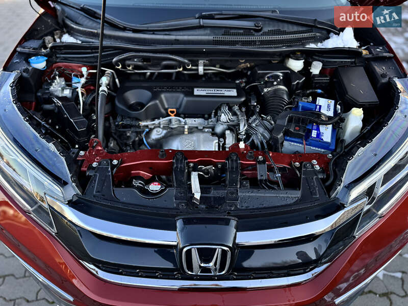 Внедорожник / Кроссовер Honda CR-V 2015 в Радивилове