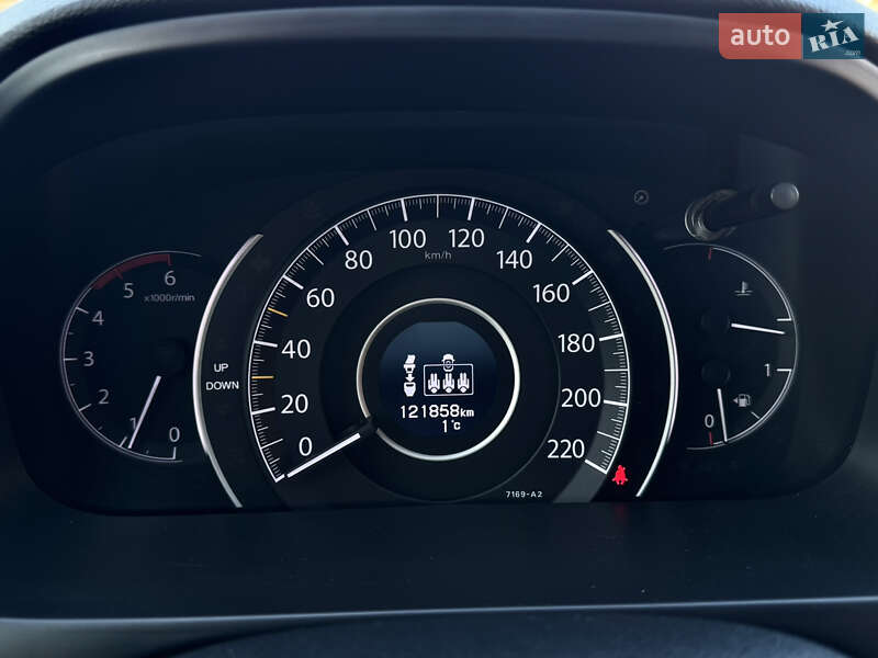 Внедорожник / Кроссовер Honda CR-V 2015 в Радивилове