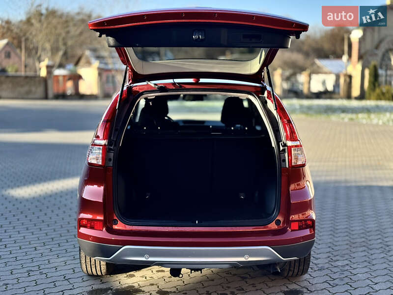 Внедорожник / Кроссовер Honda CR-V 2015 в Радивилове