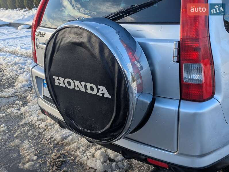 Внедорожник / Кроссовер Honda CR-V 2003 в Трускавце