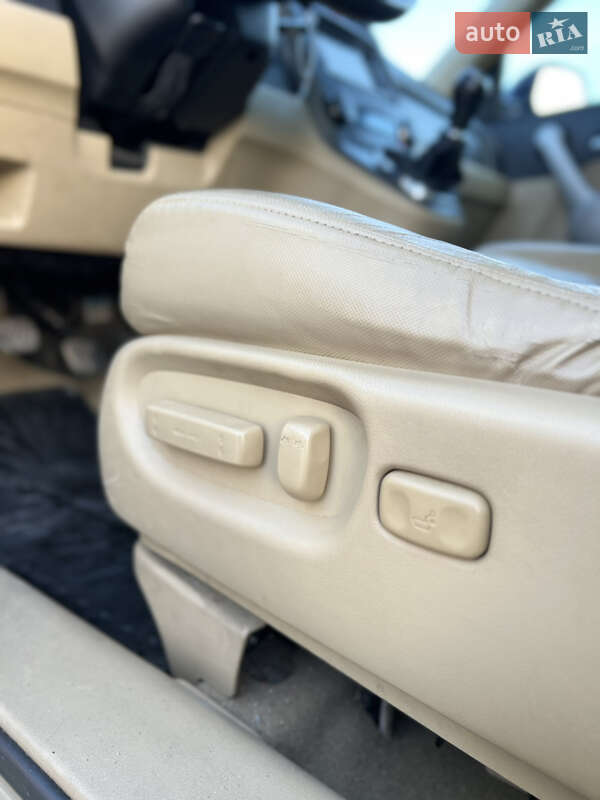 Позашляховик / Кросовер Honda CR-V 2007 в Тернополі