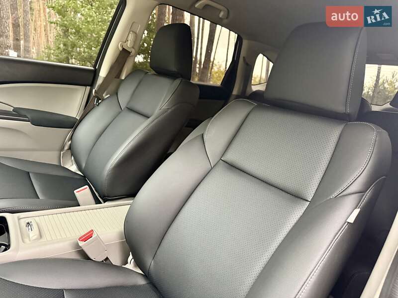 Внедорожник / Кроссовер Honda CR-V 2015 в Киеве