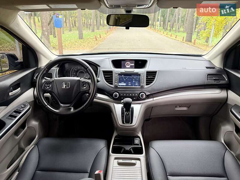Внедорожник / Кроссовер Honda CR-V 2015 в Киеве
