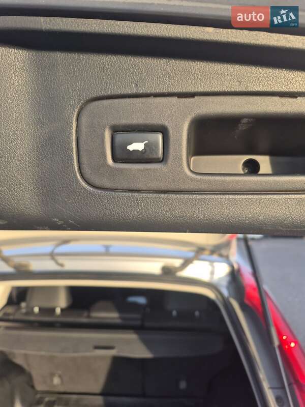 Позашляховик / Кросовер Honda CR-V 2017 в Києві фото 34 Позашляховик / Кросовер Honda CR-V 2017 в Києві