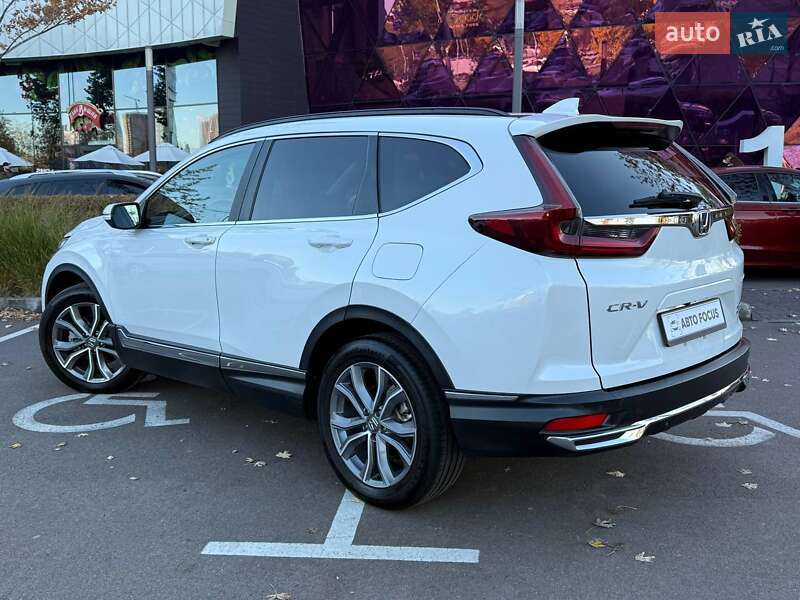 Внедорожник / Кроссовер Honda CR-V 2020 в Киеве
