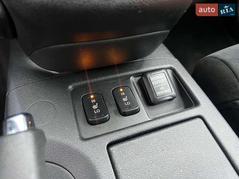 Внедорожник / Кроссовер Honda CR-V 2014 в Киеве