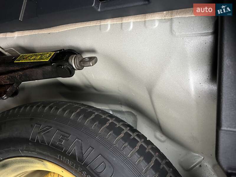 Внедорожник / Кроссовер Honda CR-V 2014 в Киеве