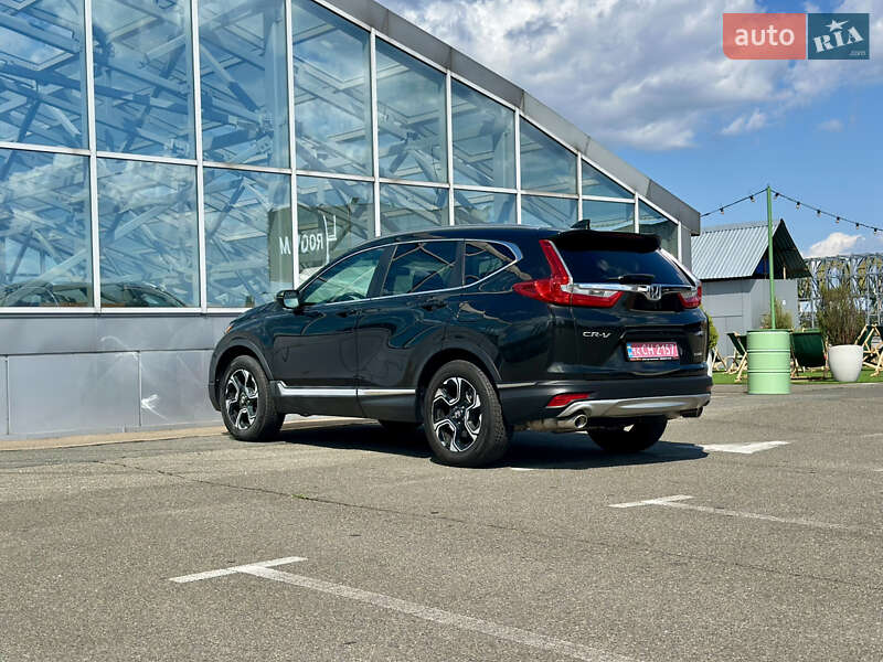 Позашляховик / Кросовер Honda CR-V 2018 в Києві