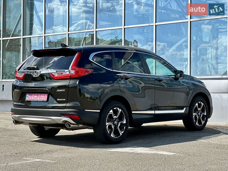 Позашляховик / Кросовер Honda CR-V 2018 в Києві