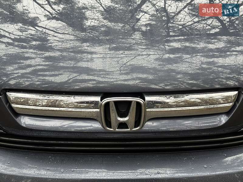 Позашляховик / Кросовер Honda CR-V 2008 в Києві