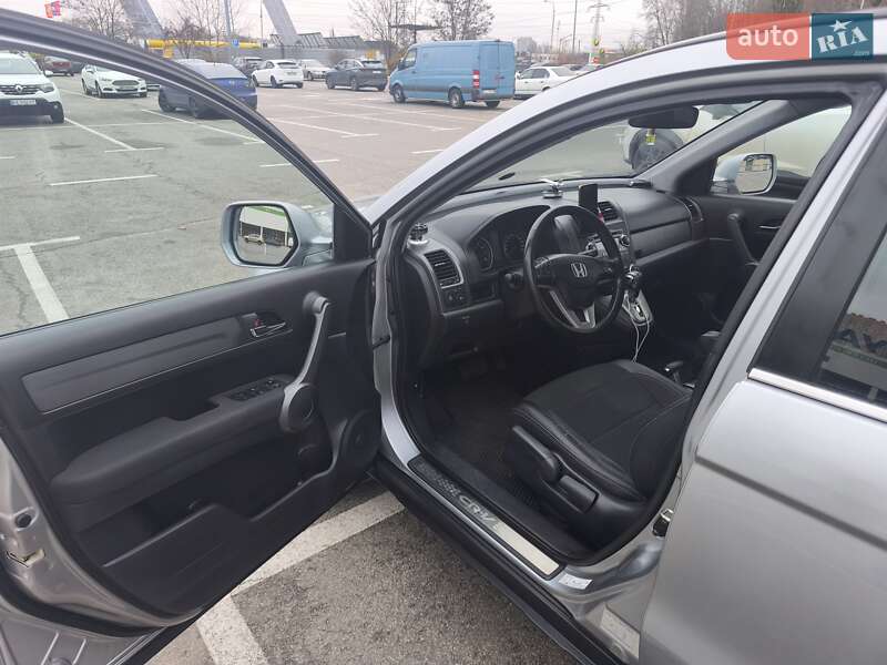Внедорожник / Кроссовер Honda CR-V 2008 в Киеве
