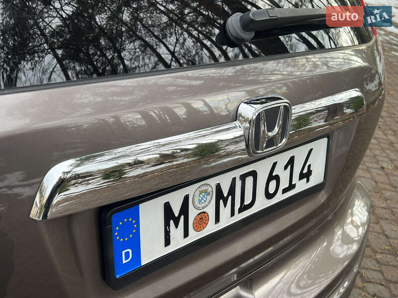 Внедорожник / Кроссовер Honda CR-V 2010 в Трускавце