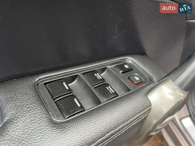 Внедорожник / Кроссовер Honda CR-V 2010 в Трускавце