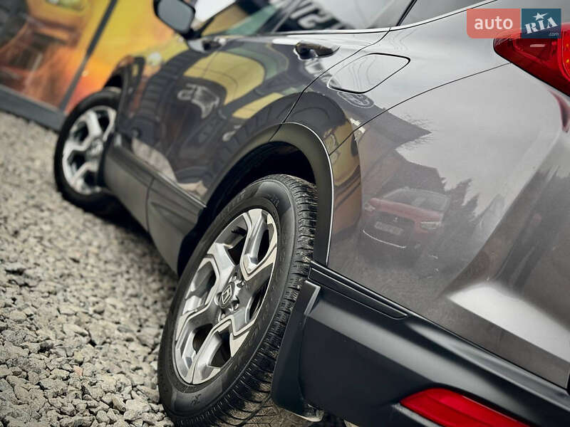 Позашляховик / Кросовер Honda CR-V 2017 в Стрию