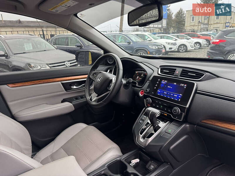 Позашляховик / Кросовер Honda CR-V 2017 в Стрию