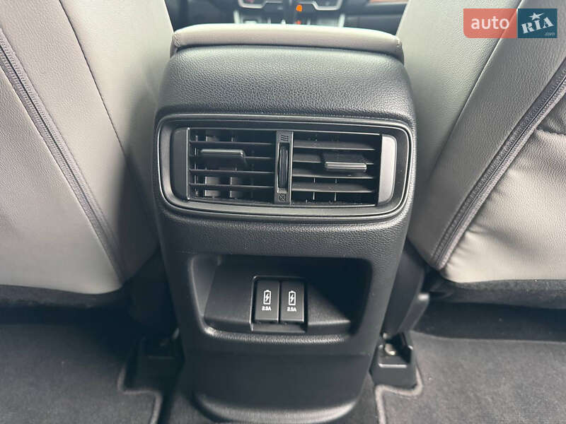 Позашляховик / Кросовер Honda CR-V 2017 в Стрию