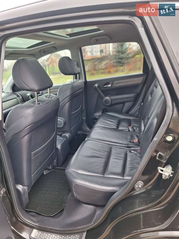 Внедорожник / Кроссовер Honda CR-V 2011 в Ивано-Франковске