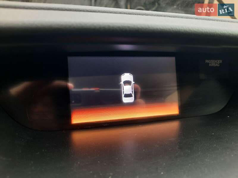 Внедорожник / Кроссовер Honda CR-V 2014 в Стрые