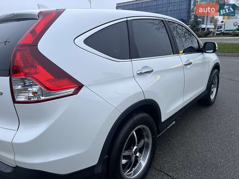 Внедорожник / Кроссовер Honda CR-V 2012 в Борисполе