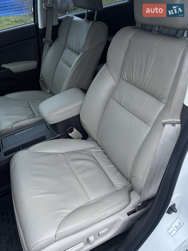 Внедорожник / Кроссовер Honda CR-V 2012 в Борисполе