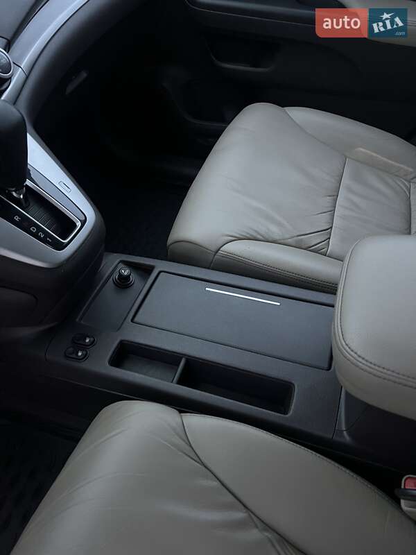 Внедорожник / Кроссовер Honda CR-V 2012 в Борисполе