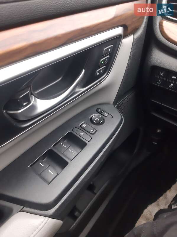 Позашляховик / Кросовер Honda CR-V 2019 в Києві