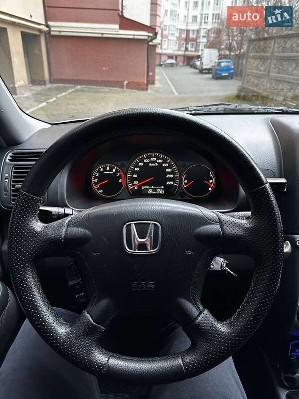 Внедорожник / Кроссовер Honda CR-V 2005 в Ивано-Франковске