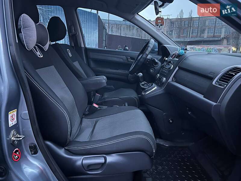 Позашляховик / Кросовер Honda CR-V 2008 в Києві