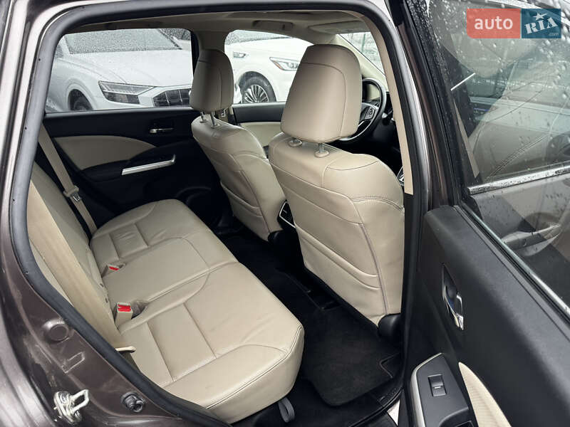 Позашляховик / Кросовер Honda CR-V 2016 в Києві