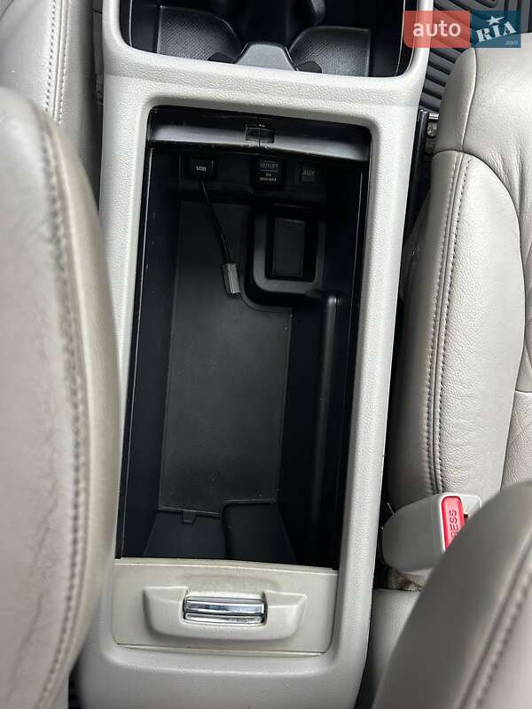 Позашляховик / Кросовер Honda CR-V 2013 в Дніпрі