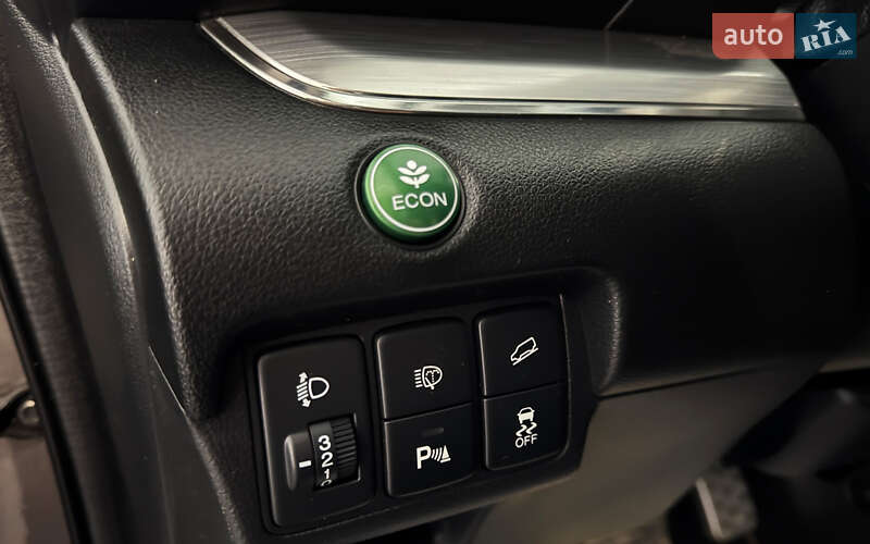 Внедорожник / Кроссовер Honda CR-V 2015 в Шептицькому