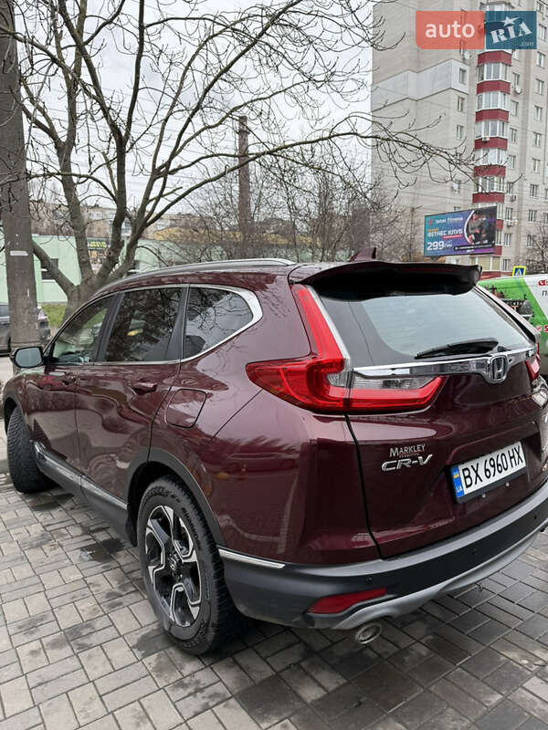 Внедорожник / Кроссовер Honda CR-V 2018 в Хмельницком