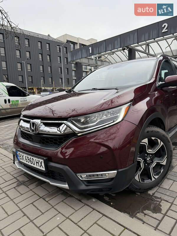 Внедорожник / Кроссовер Honda CR-V 2018 в Хмельницком