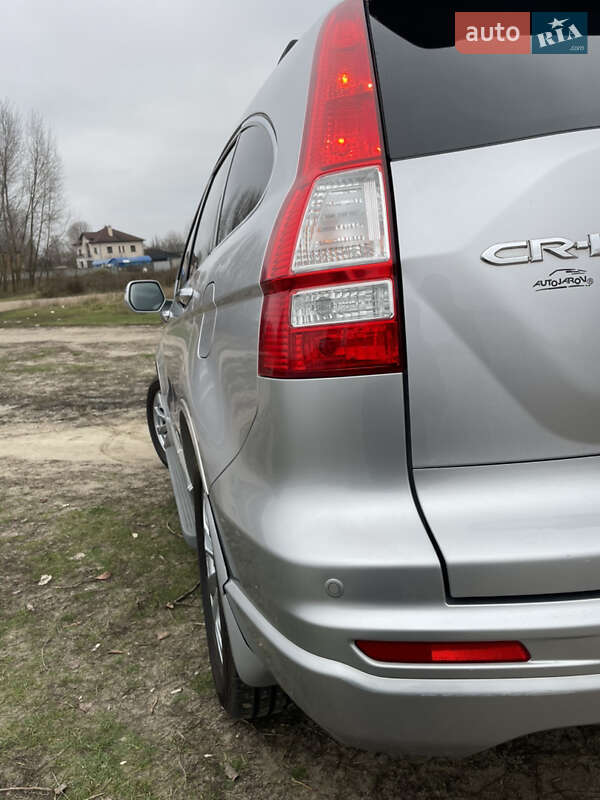 Позашляховик / Кросовер Honda CR-V 2011 в Києві